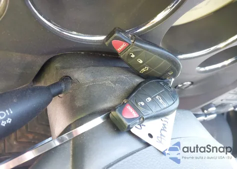 2014 Dodge Challenger Sxt z USA, uszkodzony, nr VIN 2C3CDYAG7EH204099